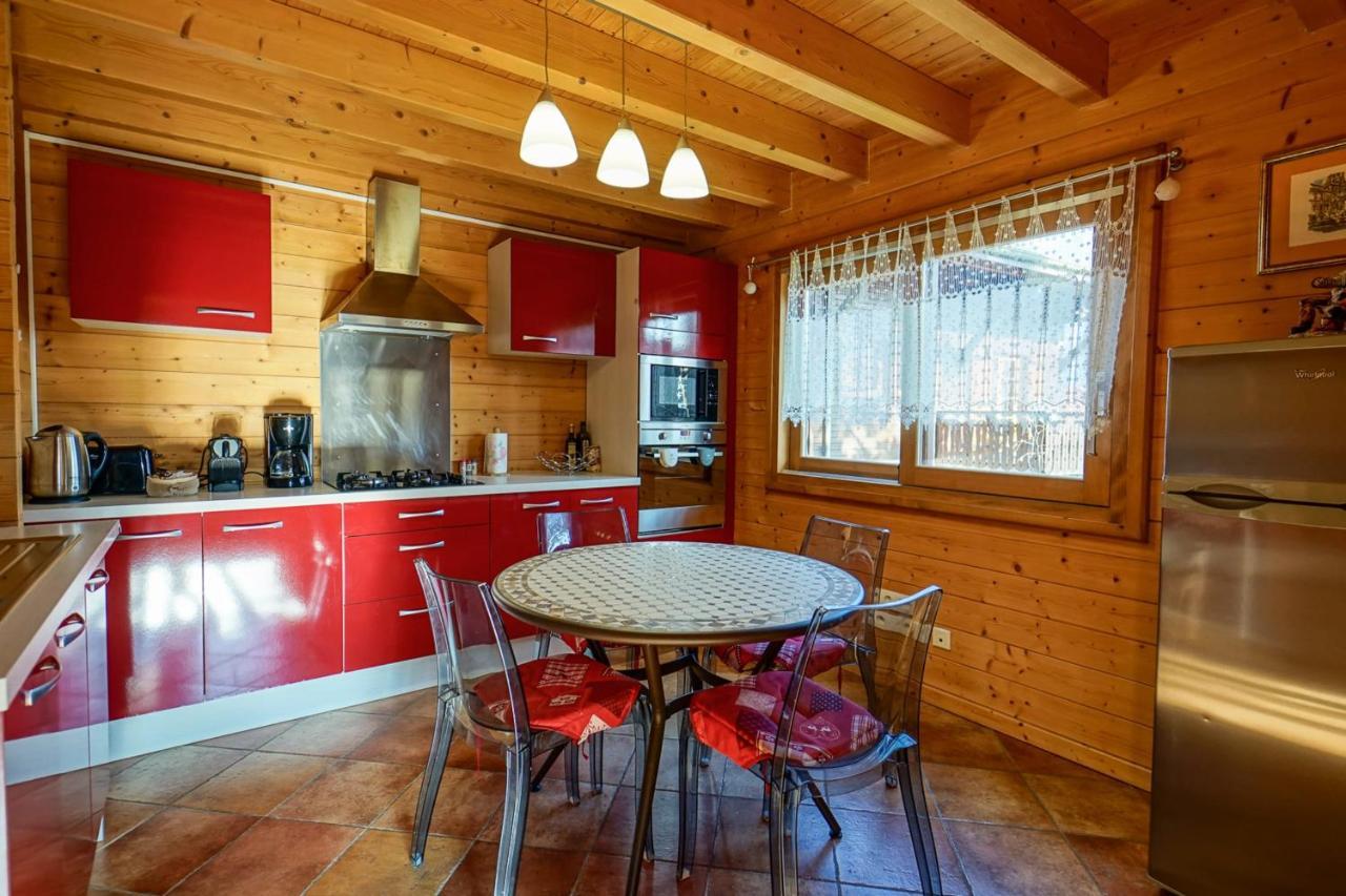 Le Chalet Bonheur Lathuile Eksteriør bilde
